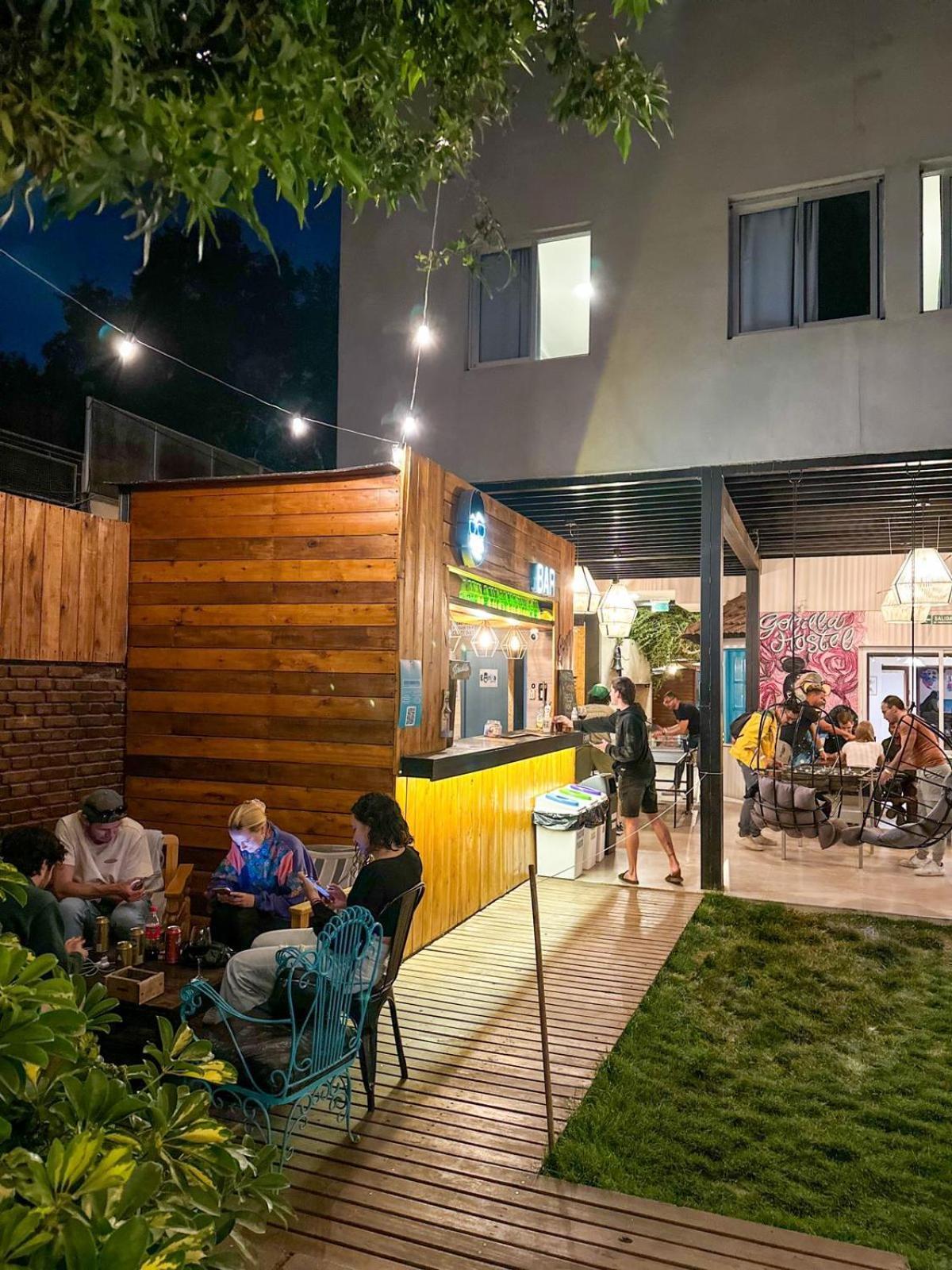 Gorilla Hostel Mendoza Ngoại thất bức ảnh