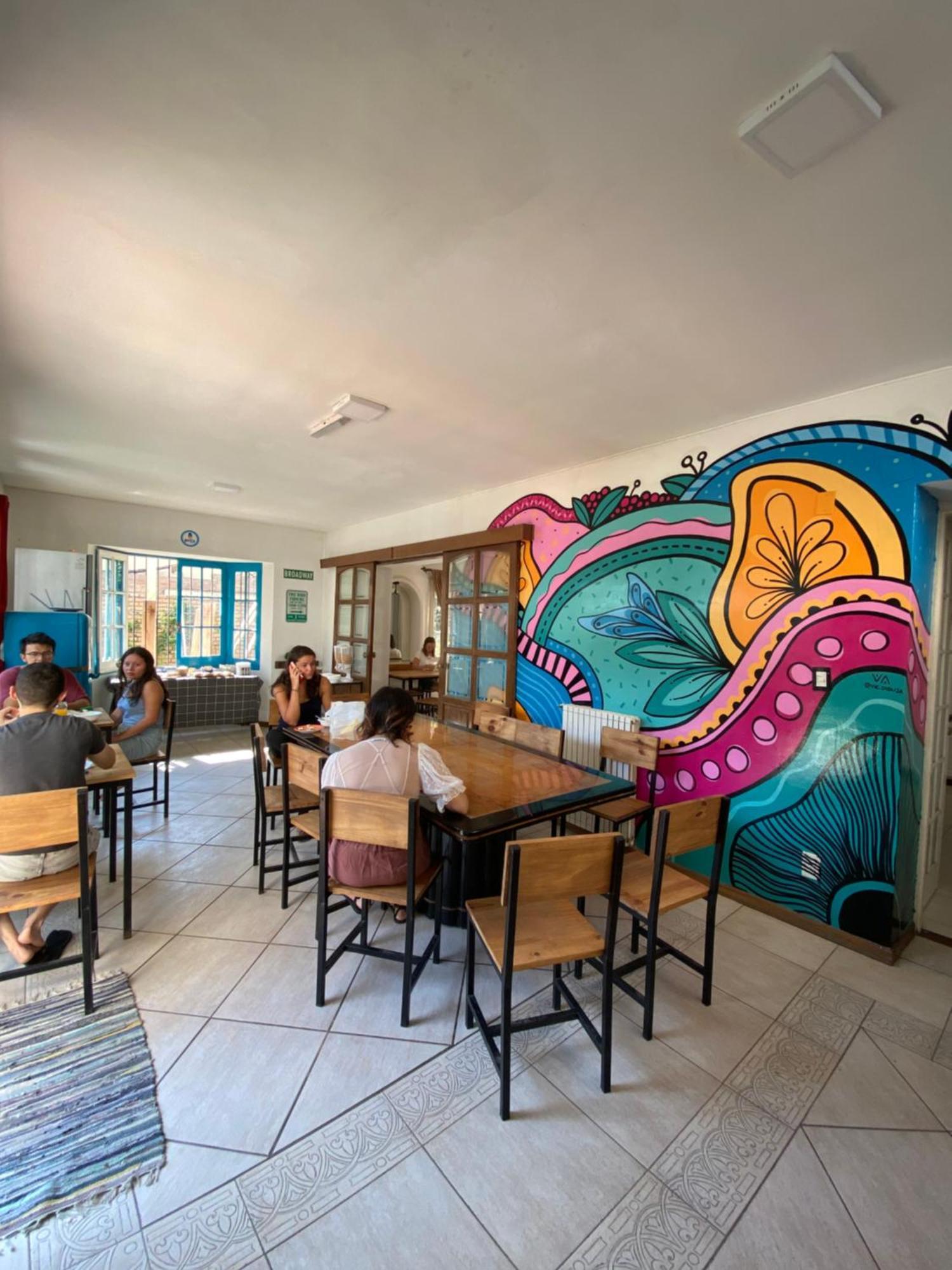 Gorilla Hostel Mendoza Ngoại thất bức ảnh