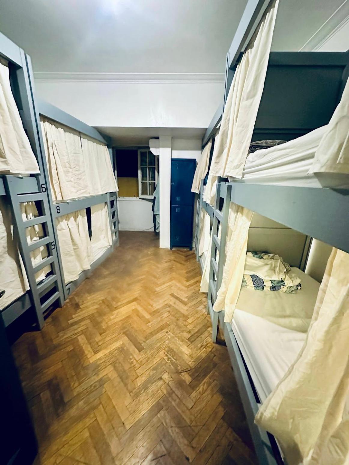 Gorilla Hostel Mendoza Ngoại thất bức ảnh