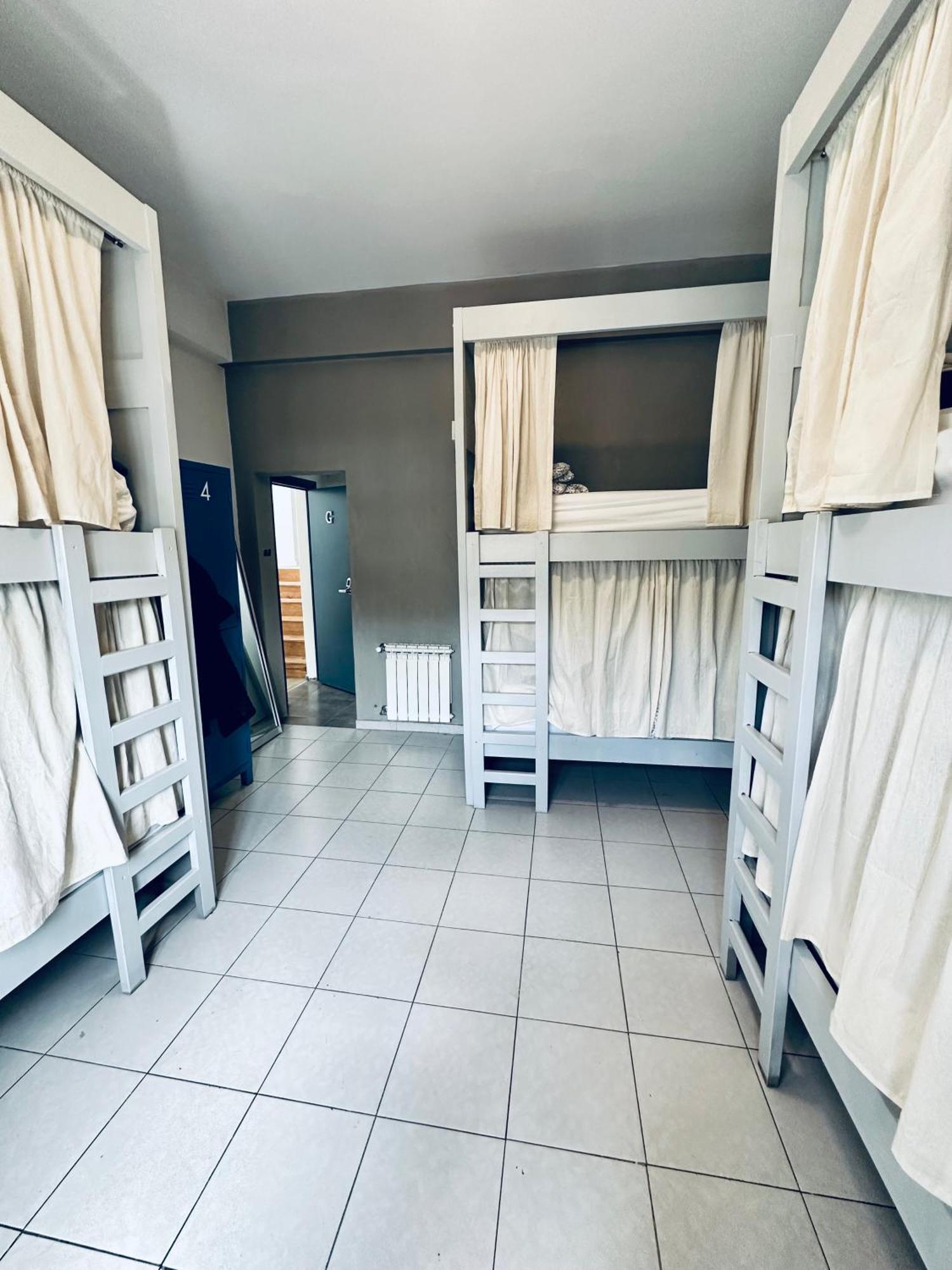 Gorilla Hostel Mendoza Phòng bức ảnh