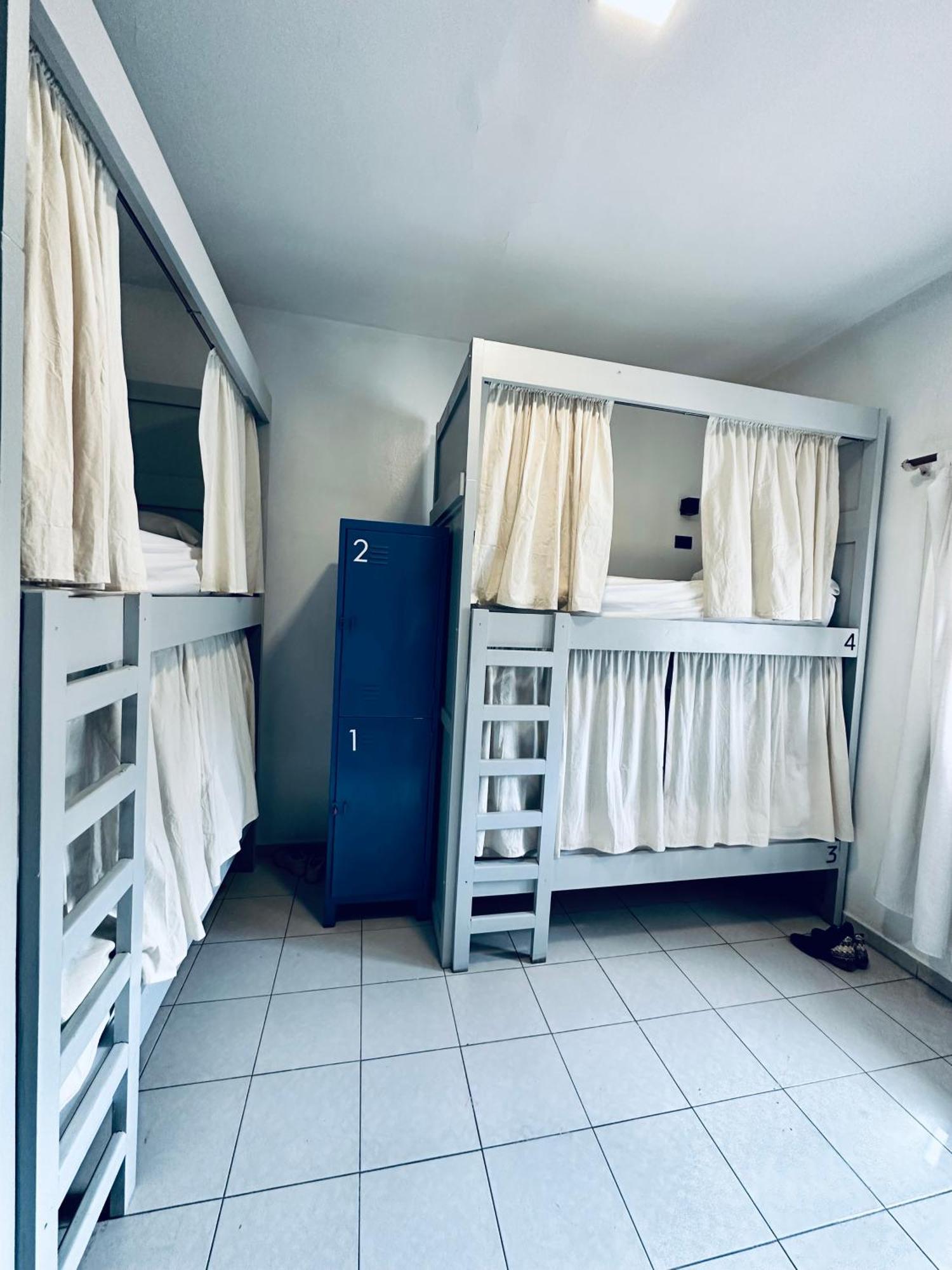 Gorilla Hostel Mendoza Phòng bức ảnh
