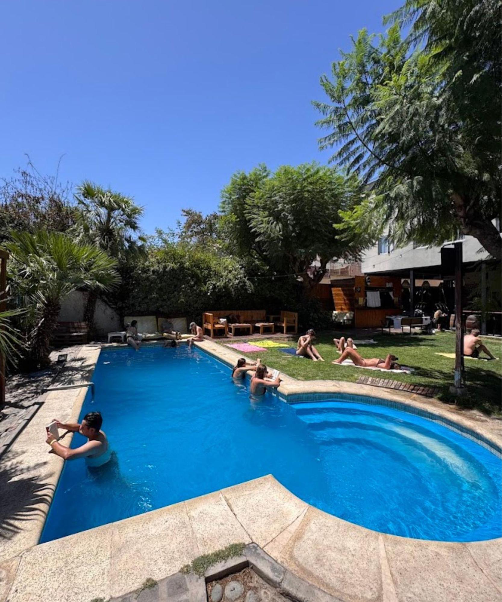 Gorilla Hostel Mendoza Ngoại thất bức ảnh
