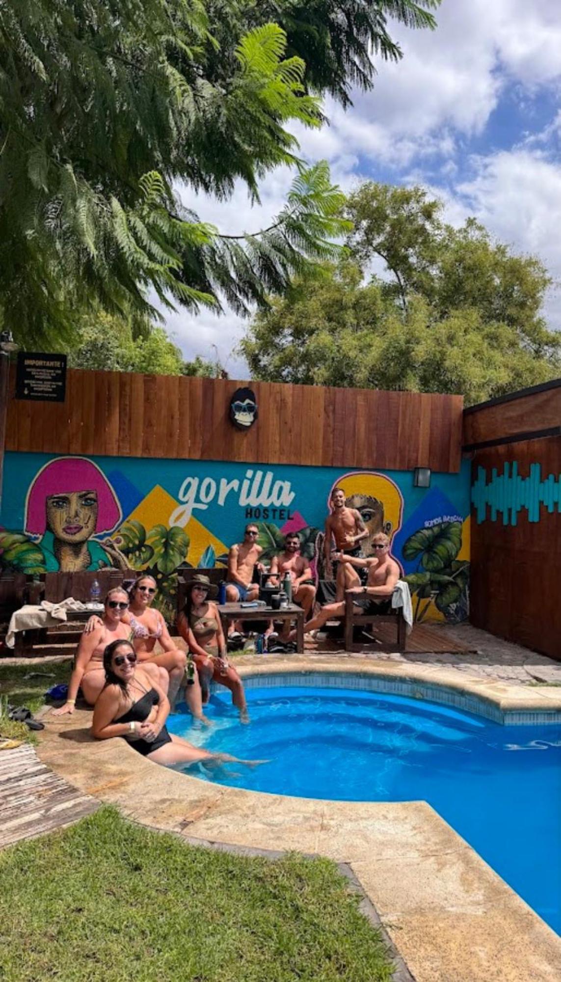 Gorilla Hostel Mendoza Ngoại thất bức ảnh